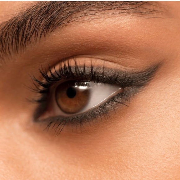 NWT Victoria Beckham Satin Kajal Liner - Picture 3 of 5